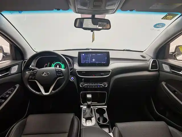 Hyundai Tucson 2019 — фото 9