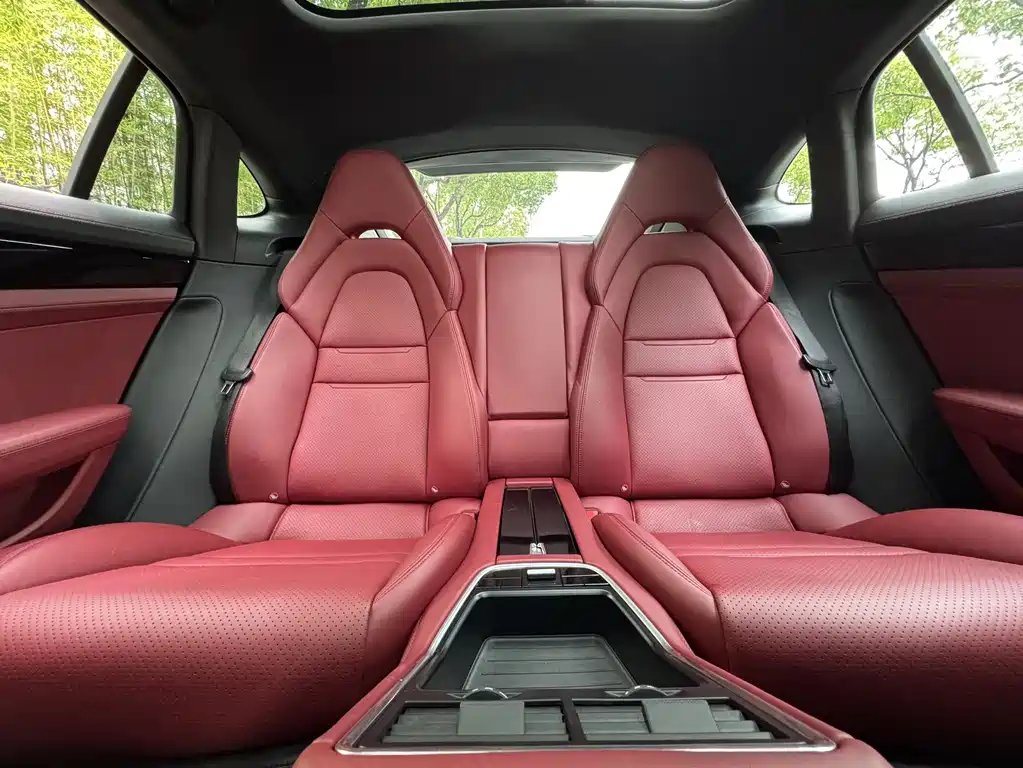 Porsche Panamera 2019 — фото 17