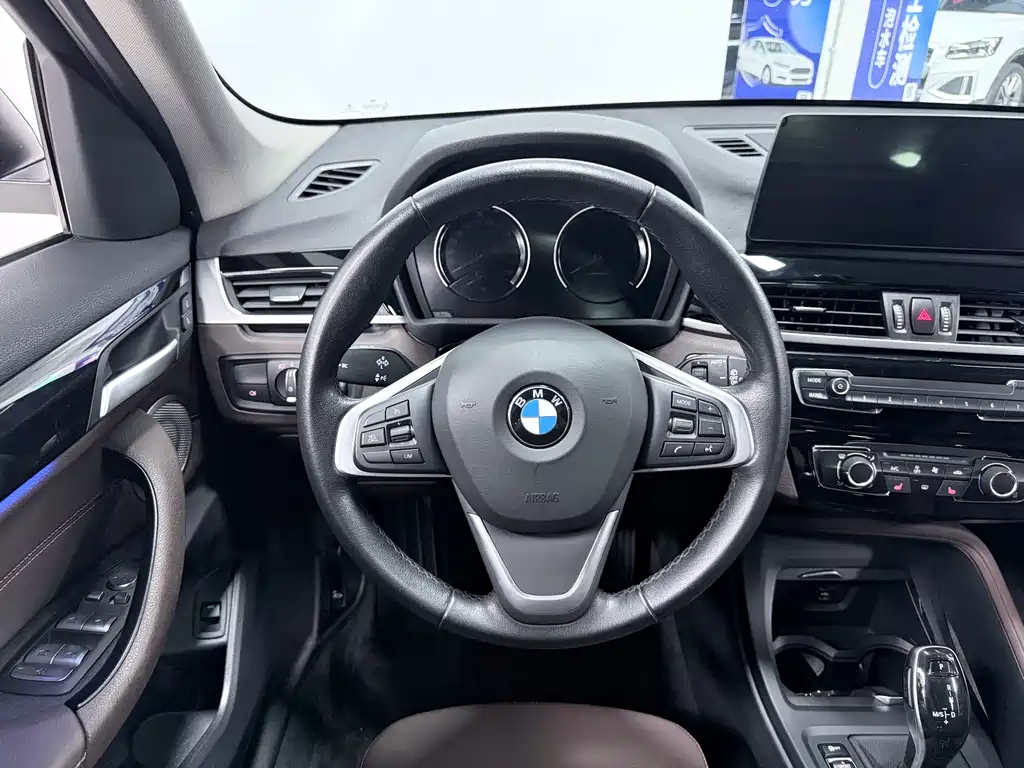 BMW X1 2022 — фото 12