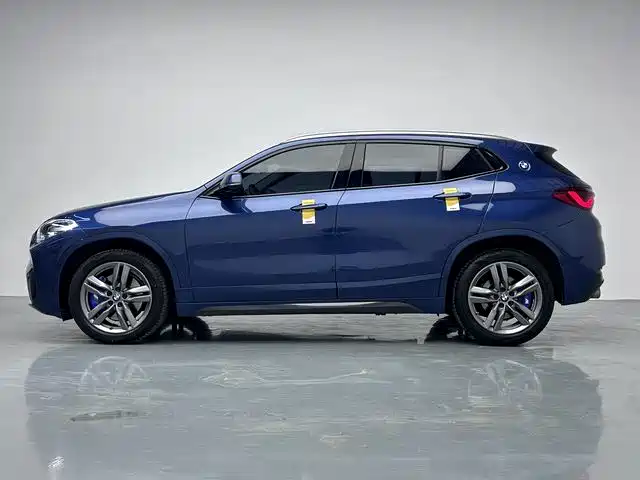 BMW X2 2022 — фото 14
