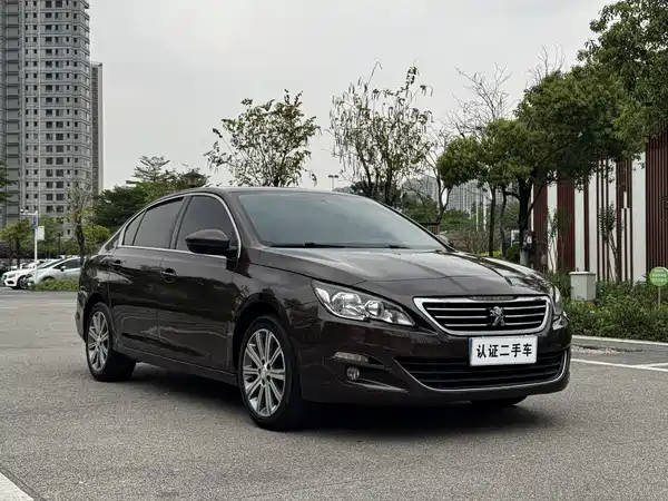 Peugeot 408 2015
