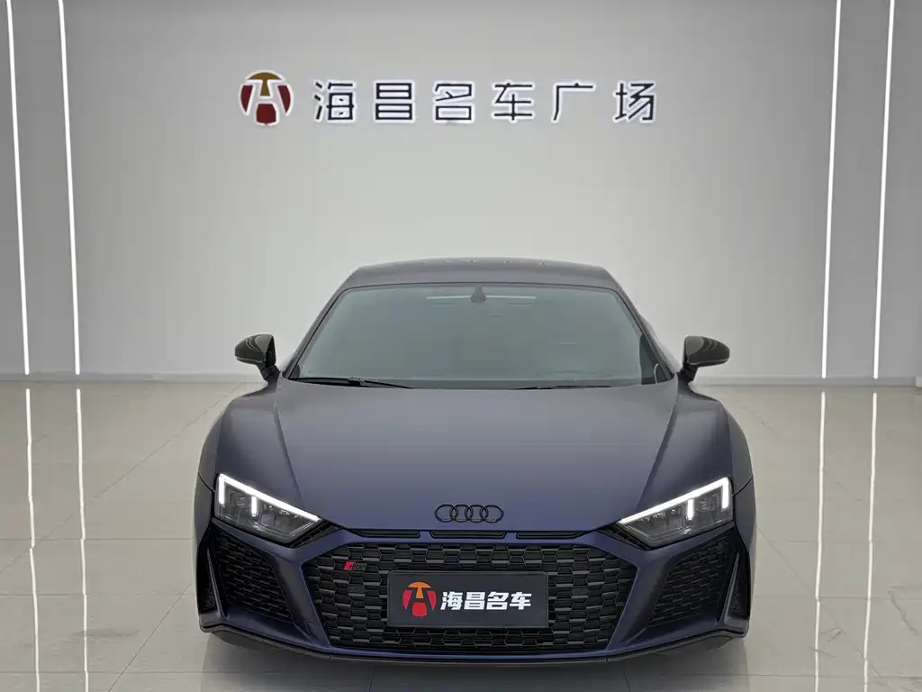 Audi R8 2021 — фото 2