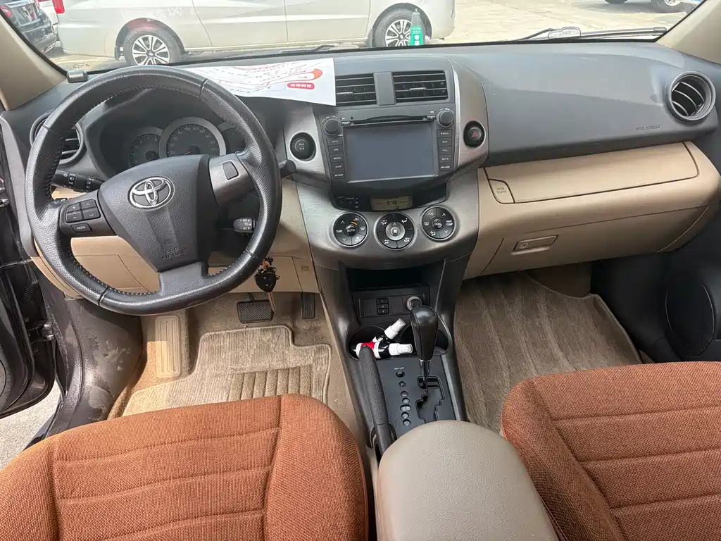 Toyota RAV4 2012
