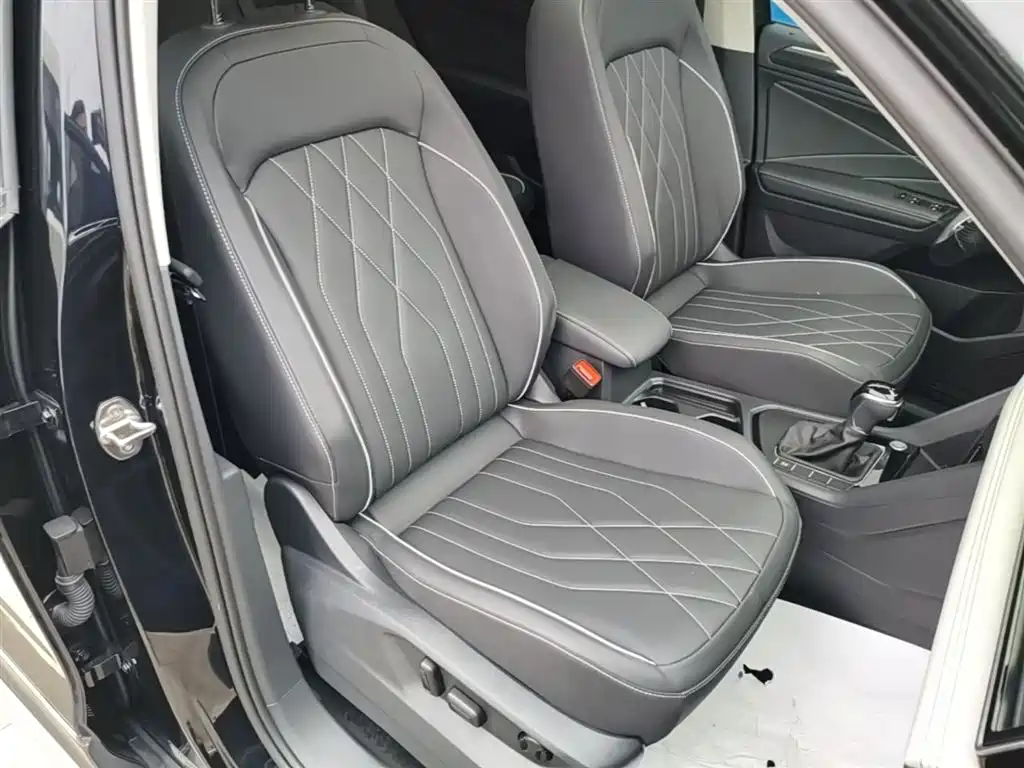 Volkswagen Tiguan L 2025 — фото 25