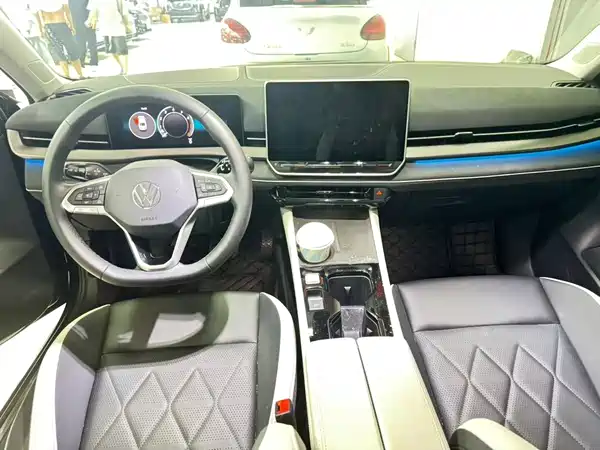 Volkswagen Sagitar 2026