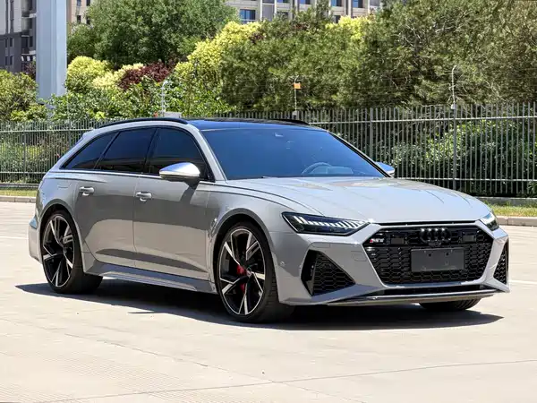 Audi RS 6 2022