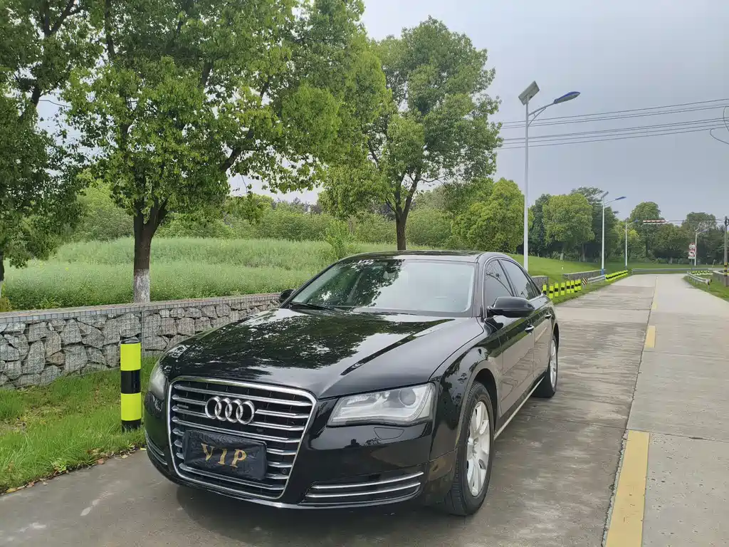 Audi A8 2011