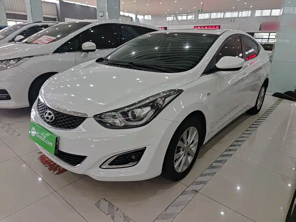 Hyundai Elantra 2016