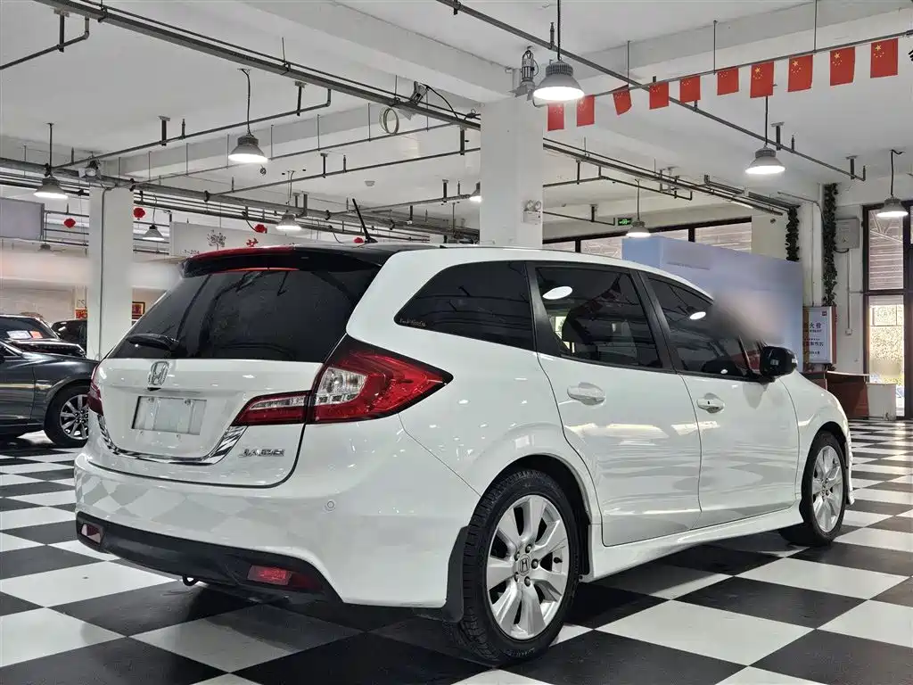 Honda Jade 2015 — фото 7