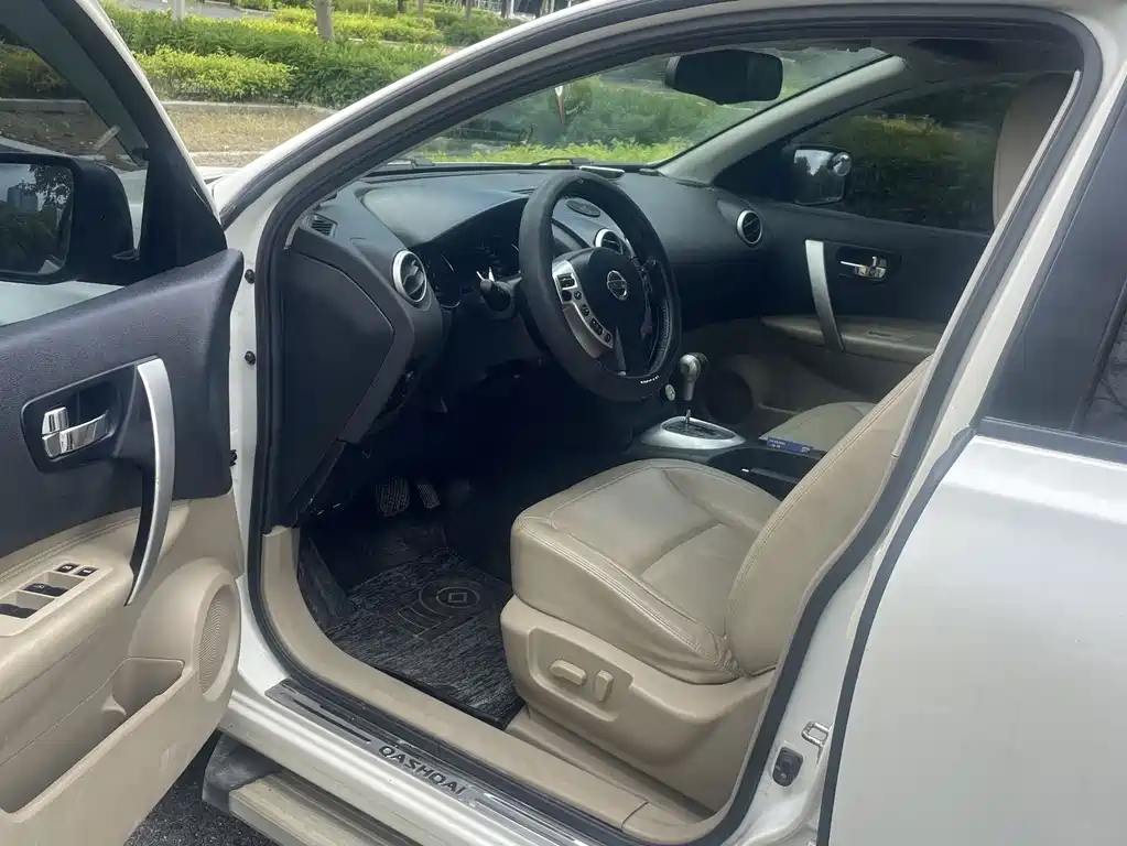 Nissan Qashqai 2012