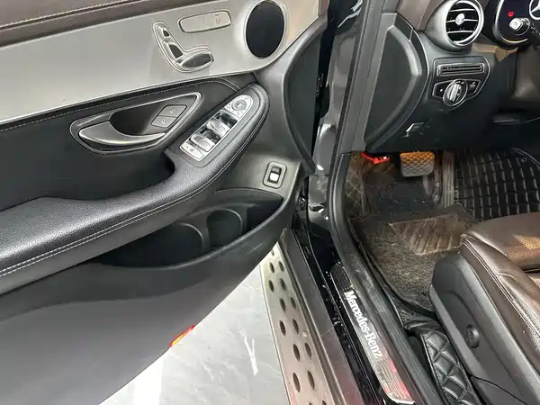 Mercedes-Benz GLC 2020