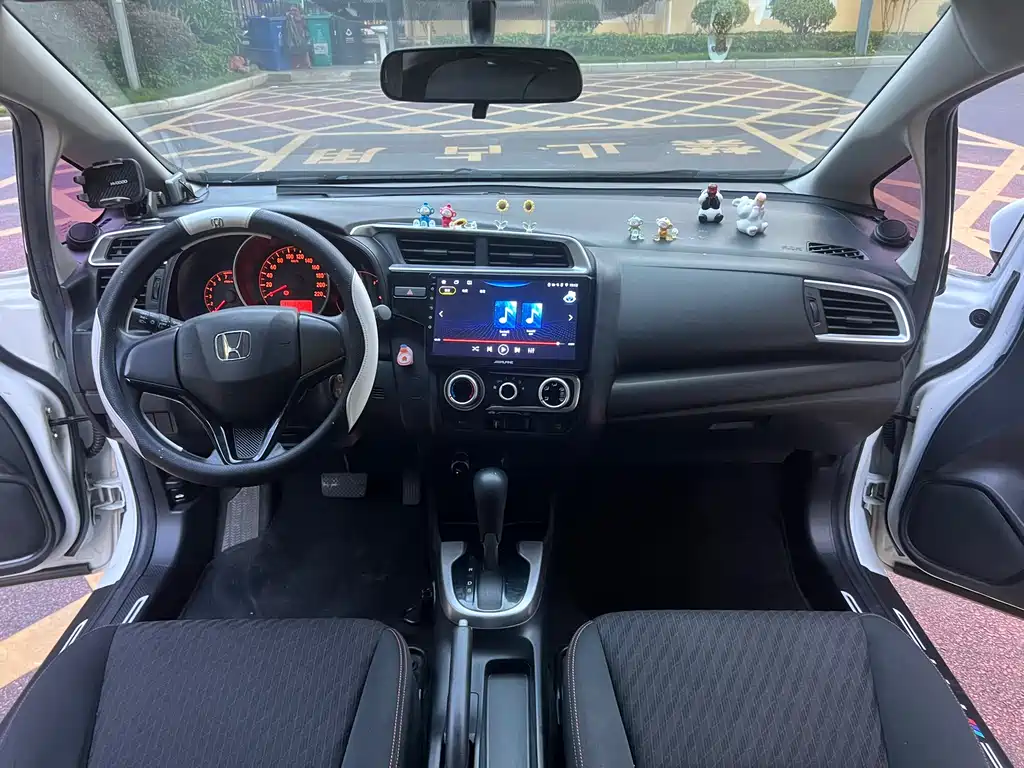 Honda Fit 2018 — фото 11