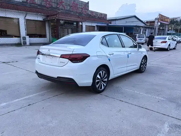 Citroën C4L 2017