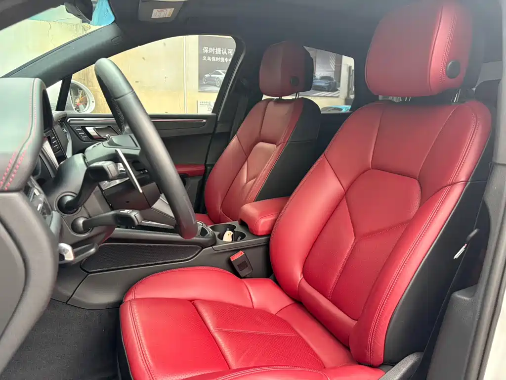 Porsche Macan 2023 — фото 14