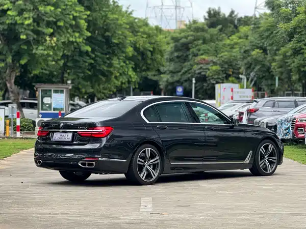 BMW 7 Series 2017