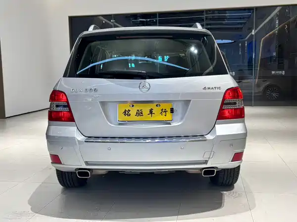 Mercedes-Benz GLK-Class 2010