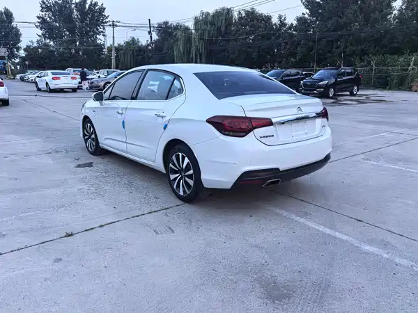 Citroën C4L 2017