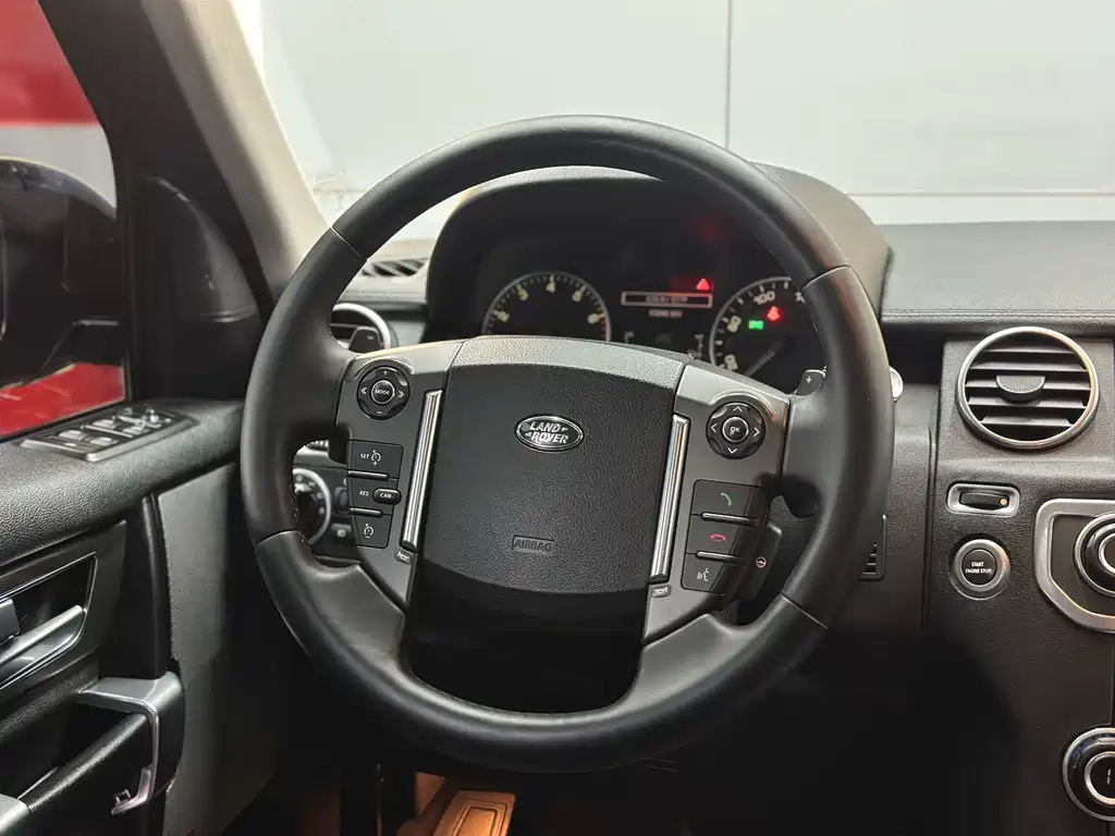 Land Rover Discovery 2019 — фото 13
