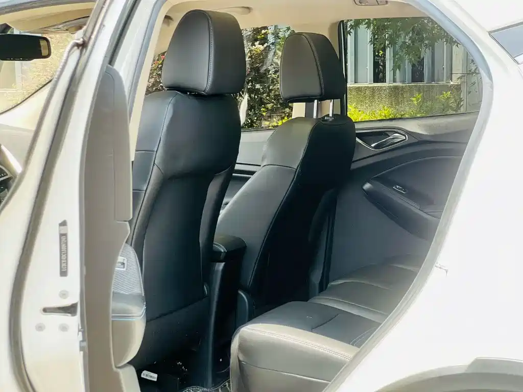 BYD Yuan EV 2018