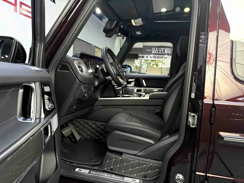Mercedes-Benz G-Class 2023 — фото 5