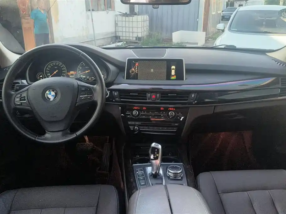 BMW X5 2016 — фото 12