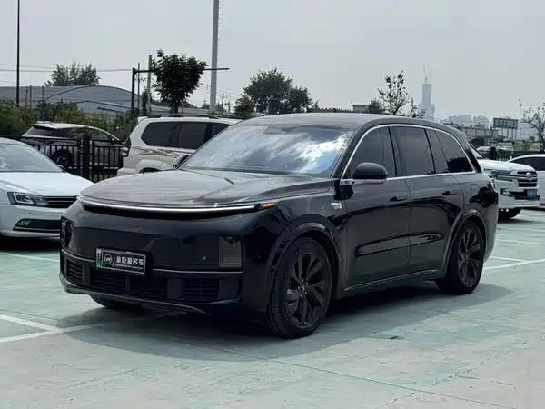 Li Auto L8 2023