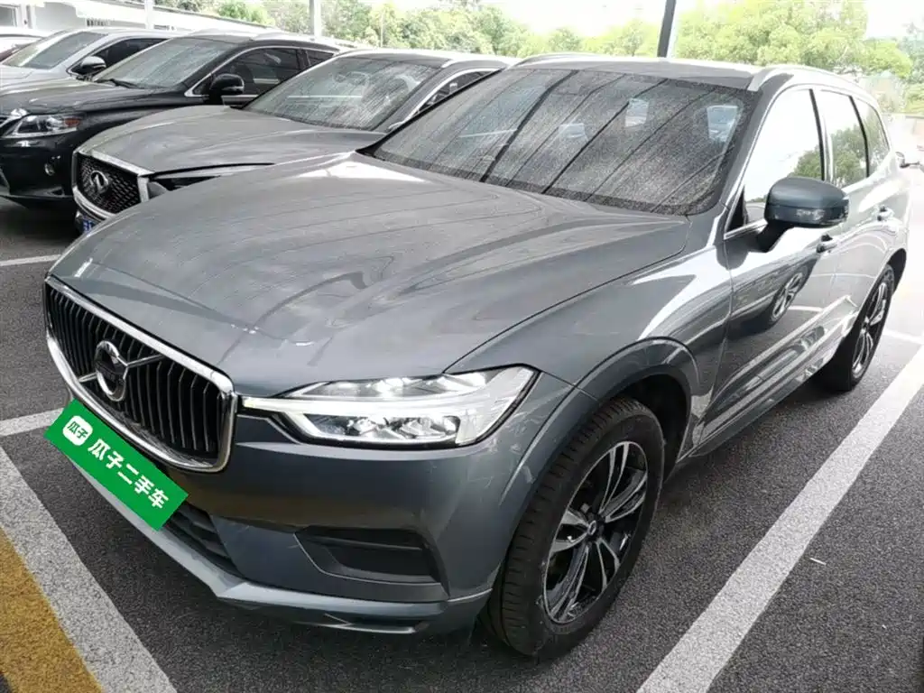 Volvo XC60 2019 — фото 1