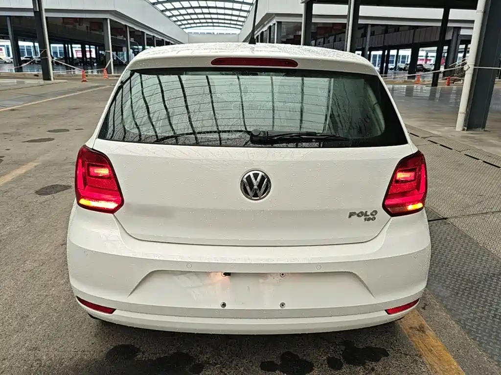 Volkswagen Polo 2016