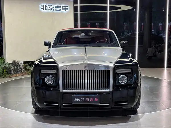 Rolls-Royce Phantom 2007