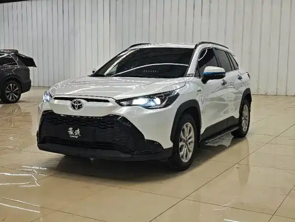 Toyota Frontlander 2024
