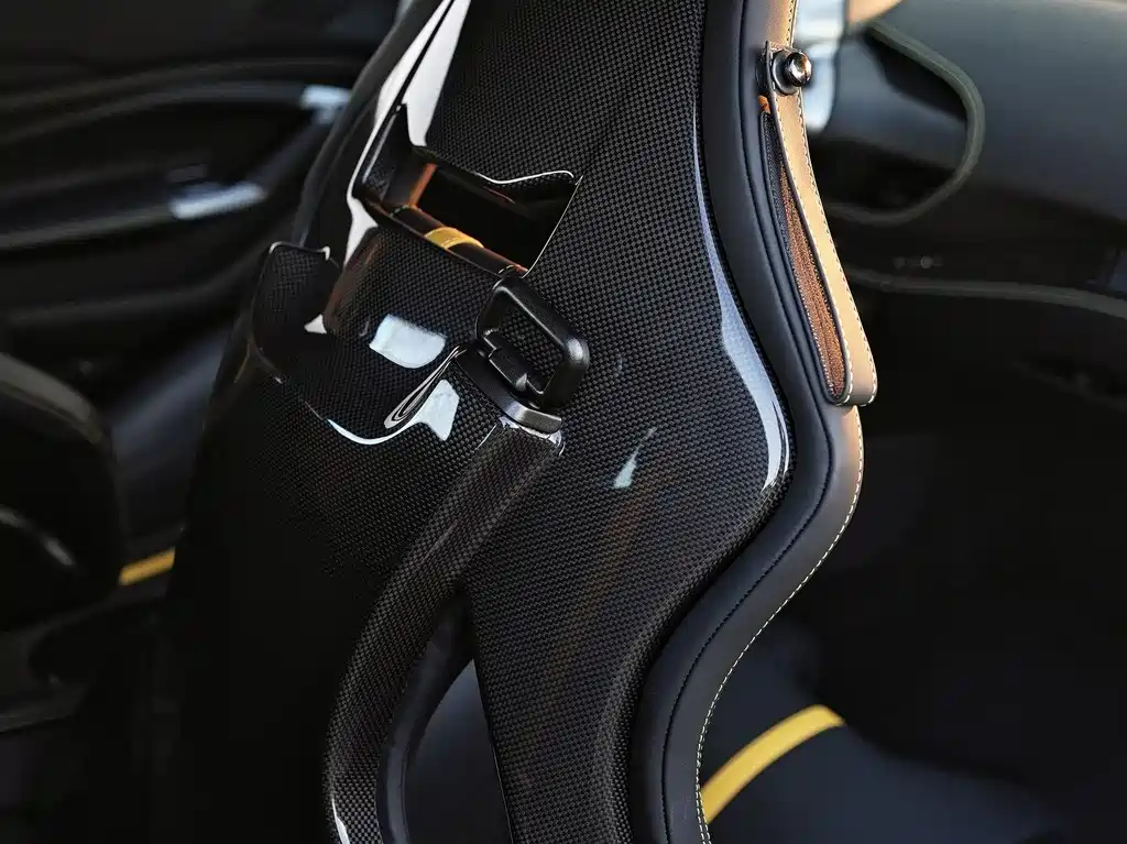 Ferrari F8 2023 — фото 13