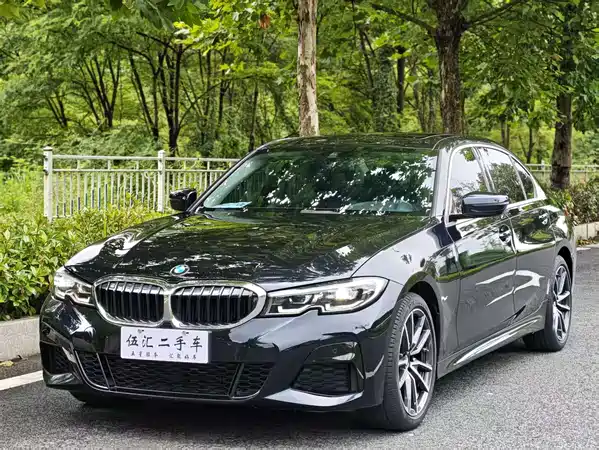 BMW 3 Series 2022