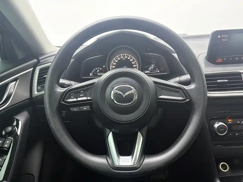 Mazda 3 Angkesela 2018 — фото 14