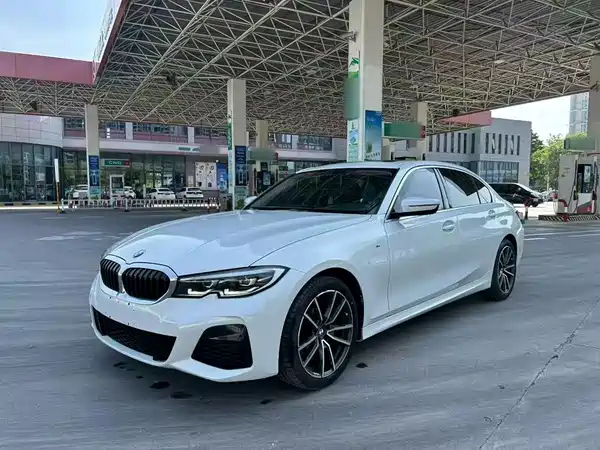 BMW 3 Series 2022