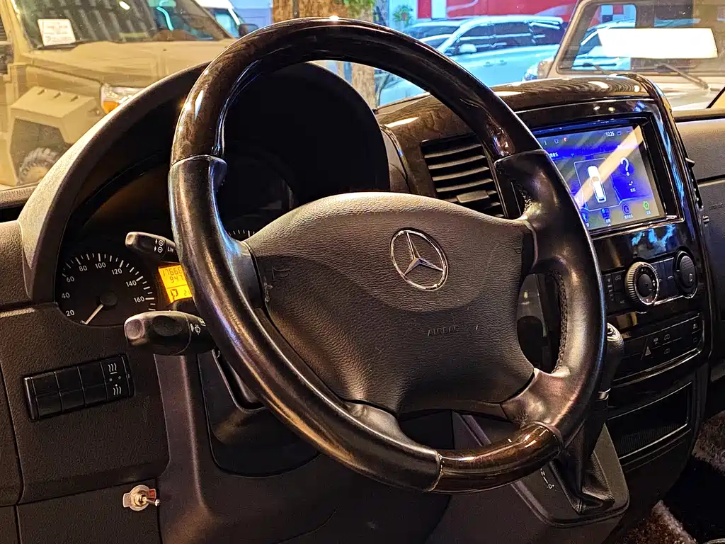 Mercedes-Benz Sprinter 2019 — фото 10