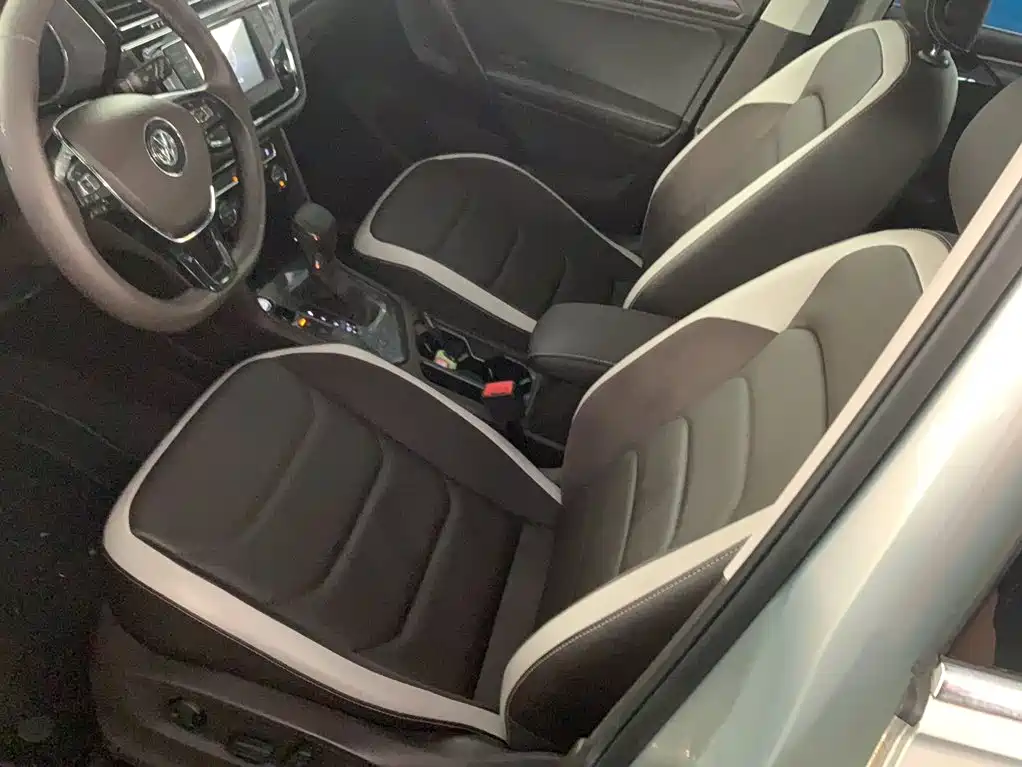 Volkswagen Tiguan L 2017 — фото 10