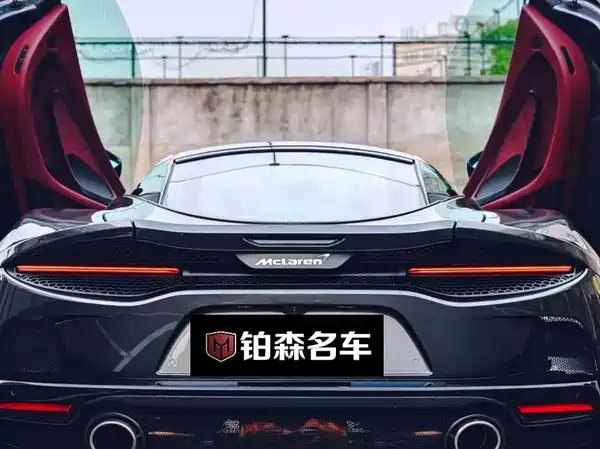 McLaren GT 2022