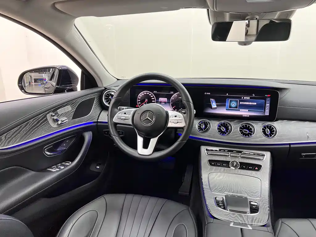 Mercedes-Benz CLS 2019 — фото 16
