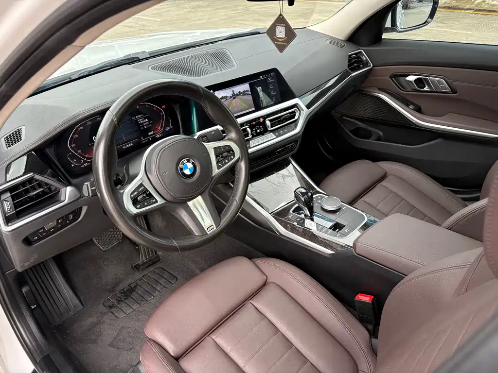 BMW 3 Series 2021