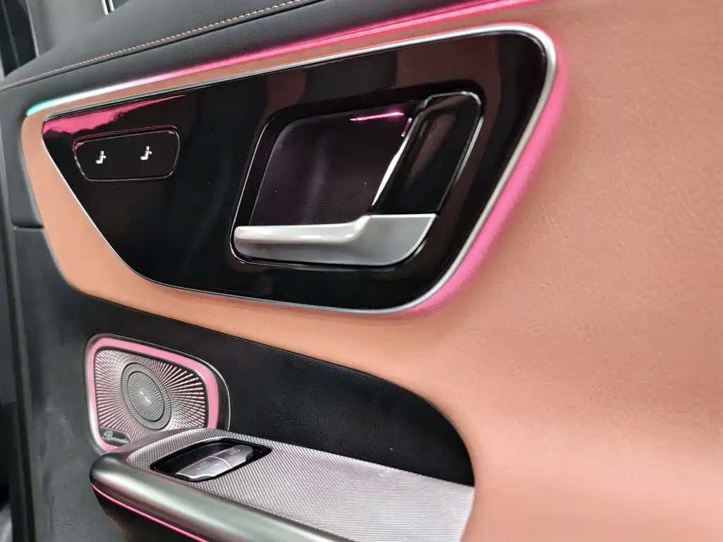 Mercedes-Benz GLC 2023 — фото 13