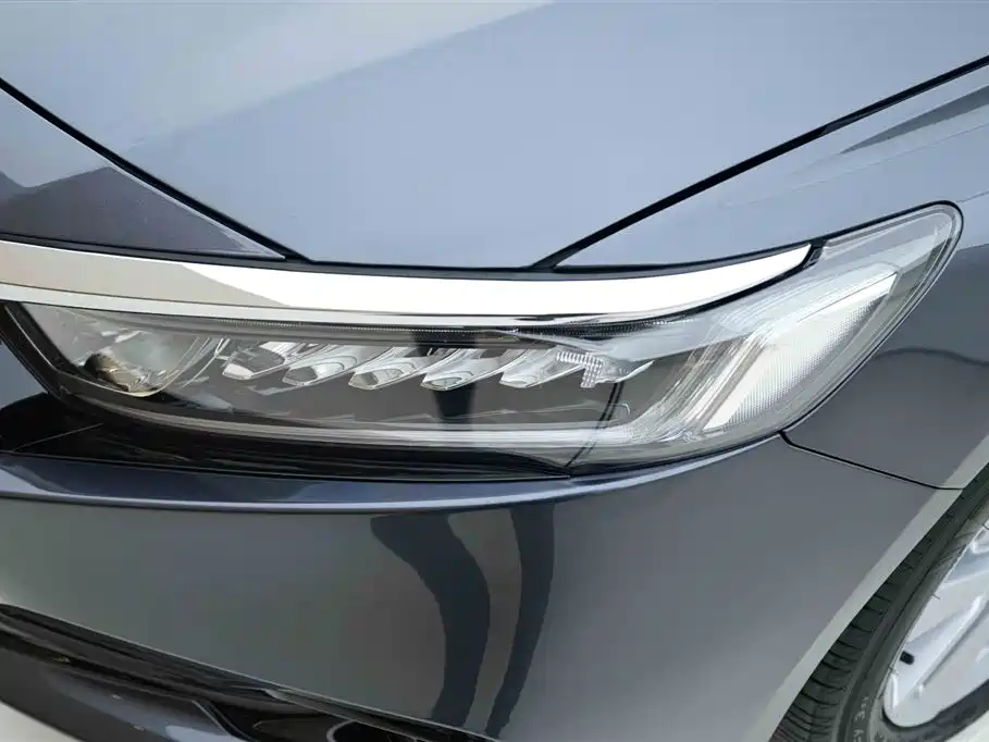 Honda Accord 2022 — фото 15