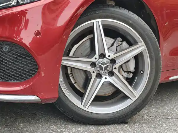 Mercedes-Benz C-Class 2018