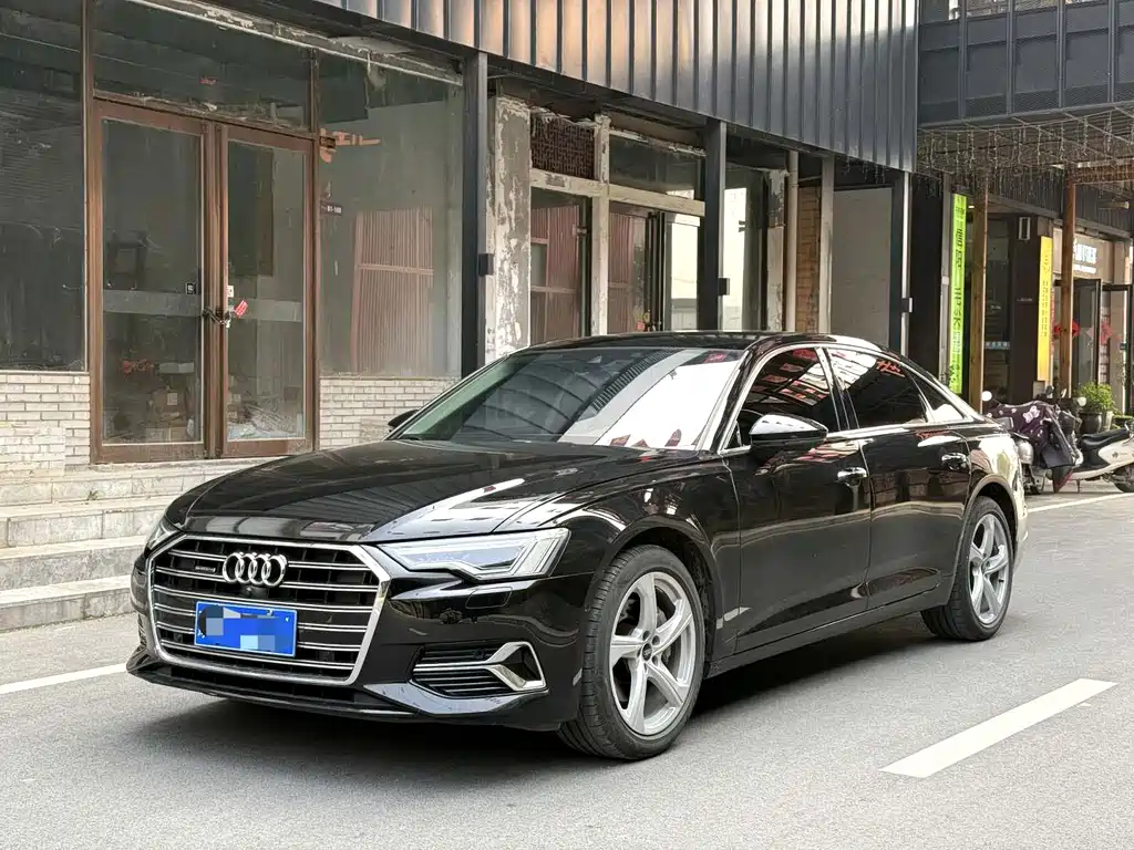 Audi A6L 2022