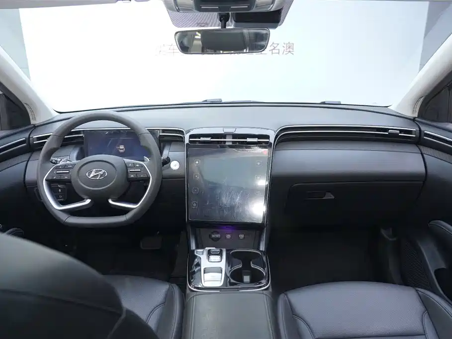 Hyundai Tucson 2022 — фото 12