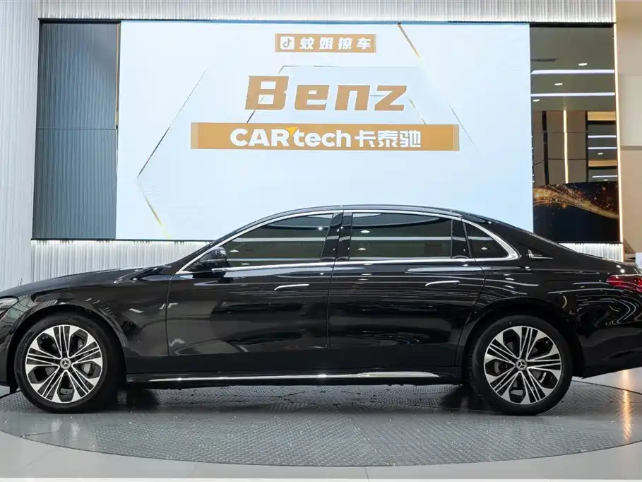 Mercedes-Benz E-Class 2025
