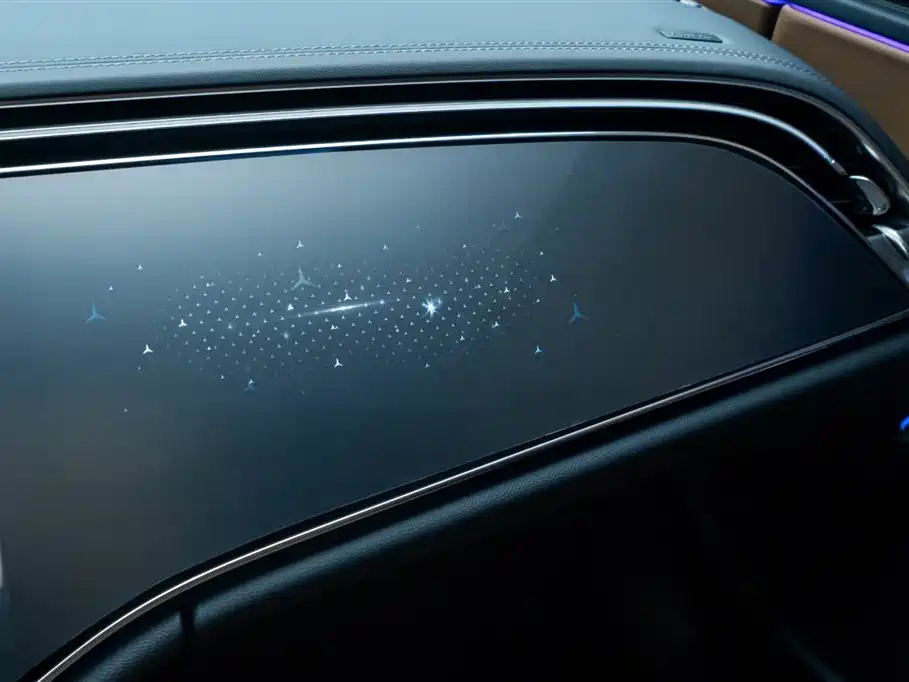 Mercedes-Benz E-Class 2025 — фото 17