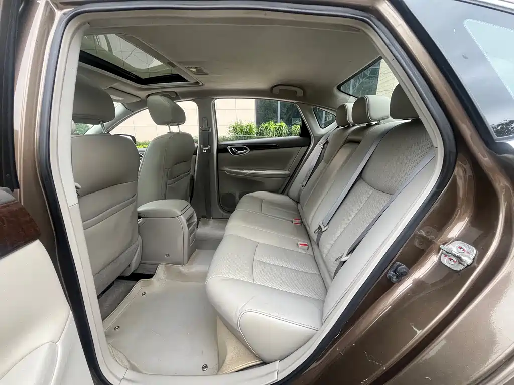 Nissan Sylphy 2013 — фото 12