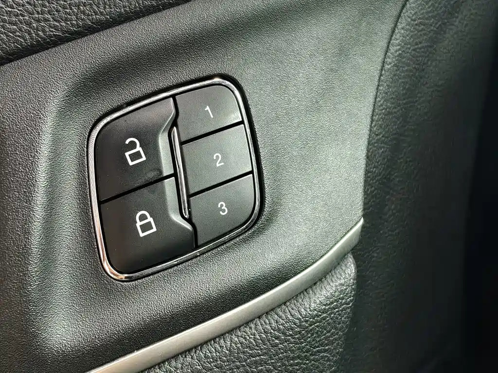 Lincoln MKC 2019 — фото 15
