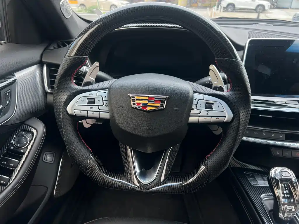 Cadillac CT5 2021 — фото 13