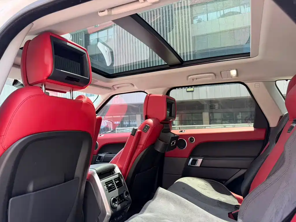 Land Rover Sport 2021 — фото 10